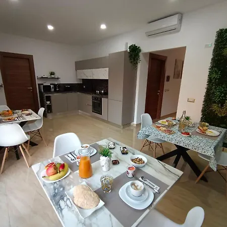 Diamond Bed & Breakfast